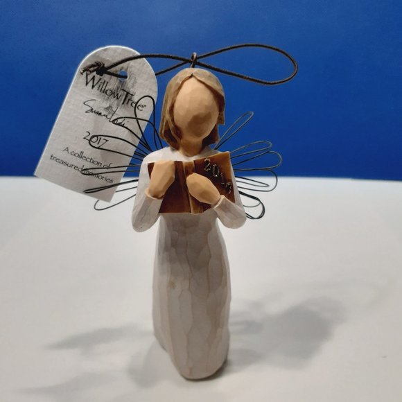 Demdaco Willow Tree 2017 Ornament - Picture 1 of 7